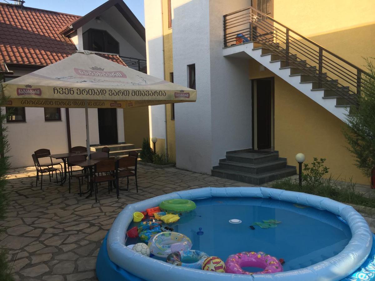 Aparthotel Family Ureki Ngoại thất bức ảnh